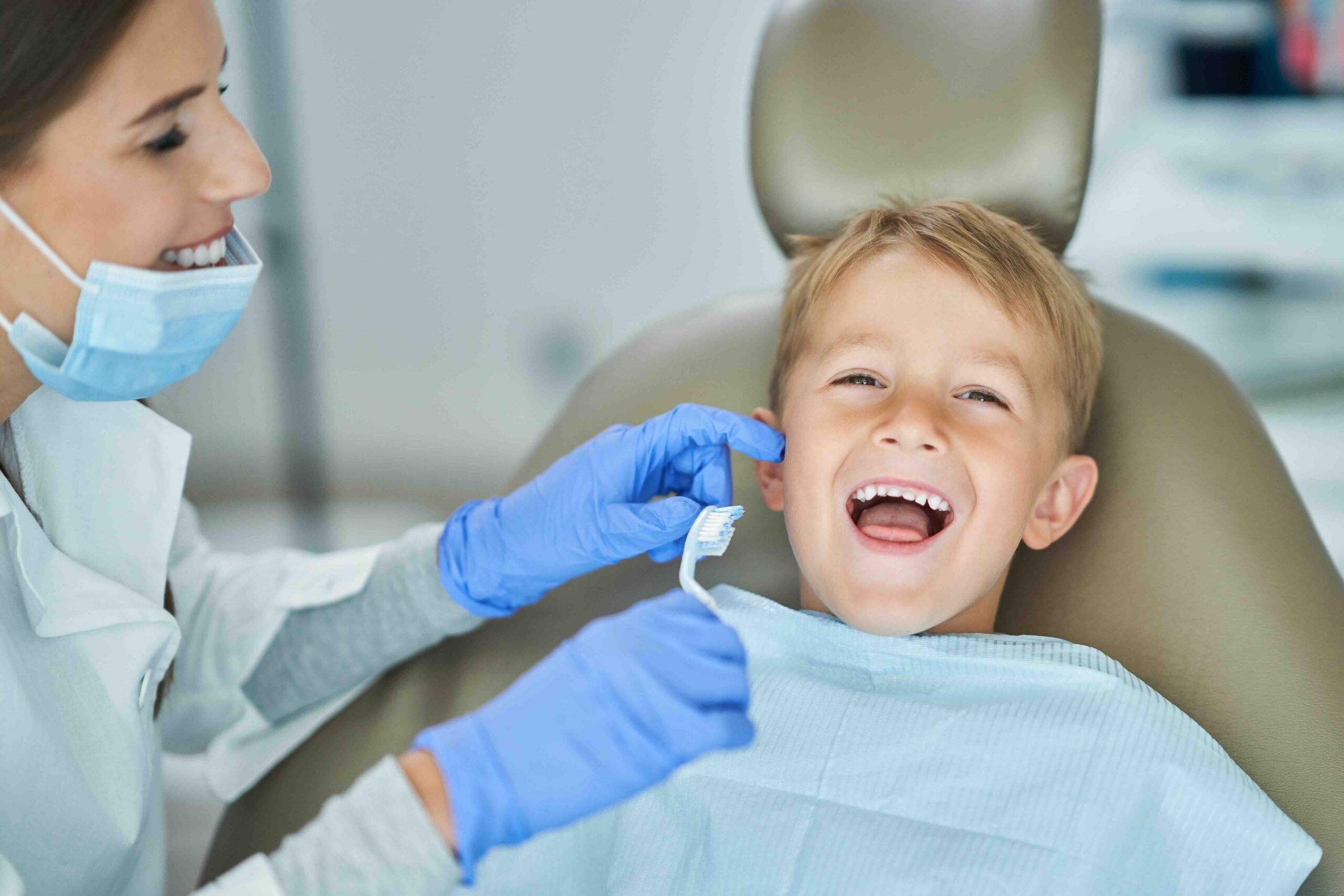Quando portare il bambino dal dentista
