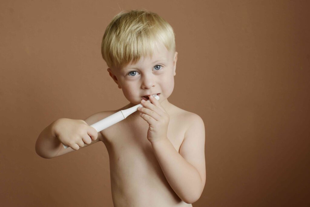 Spazzolino elettrico nei bambini